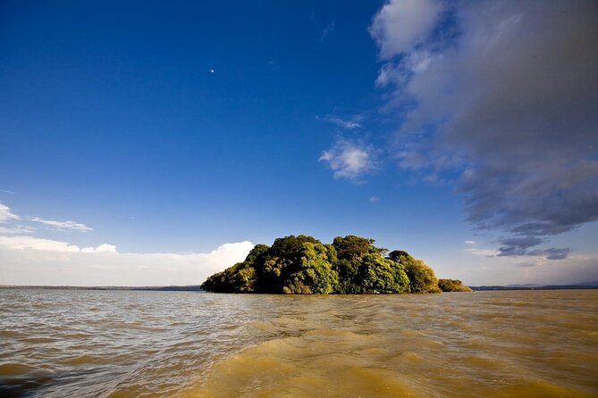 5 days Exploring North Ethiopia's Rich History and Culture - Day 1: Lake Tana monasteries and the Blue Nile Falls