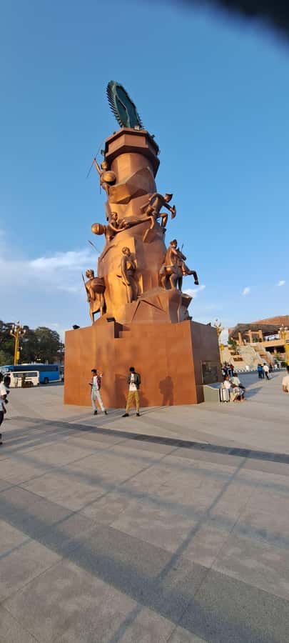 Addis Ababa at a Glance - Mercato, where Addis Ababa gets practical