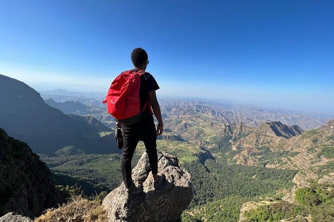 Addis Ababa City Tour. - Yekatit 12 and the limits of the published route
