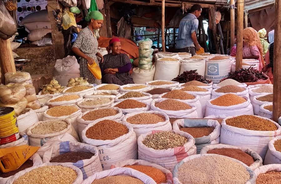 Addis Ababa: Entoto hill and Mercato Market layover tour - The crafts area and buying Ethiopian souvenirs