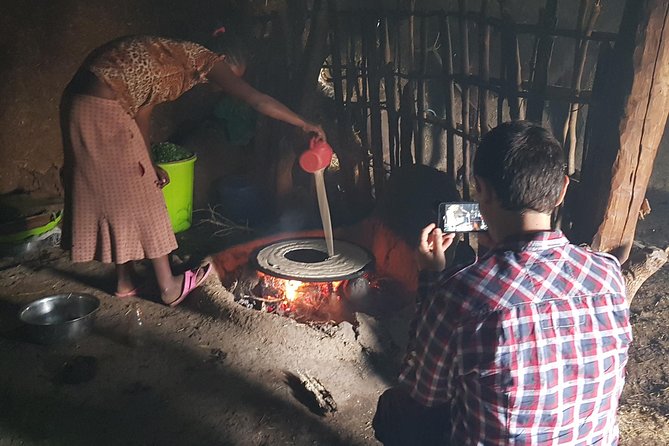 Arba Minch, Dorze Tribe, Konso, and Awasa Private 4 Days Tour from Addis Ababa - Day one: Tiya stones and the Rift Valley