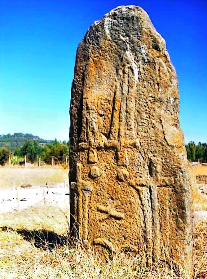 Day trip Adadi Mariam, Melka Kunture and Tiya stele - The long morning road south