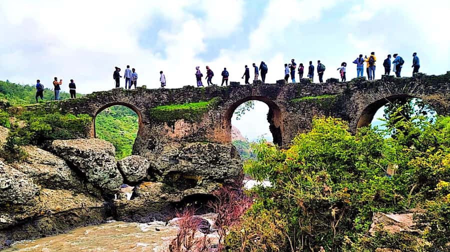 Day trip Debre Libanos, Bule nile George &Portugal Bridge - What the $90 price includes