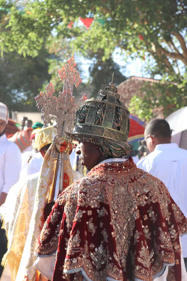 Lalibela: Churches Full-Day Private Tour w/Coffee Ceremony - Lunch and the move to the southeastern cluster