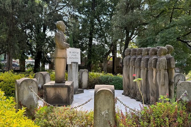 Private Half Day Guided tour in Addis Ababa New Flower - Starting at the National Museum and Meeting Lucy