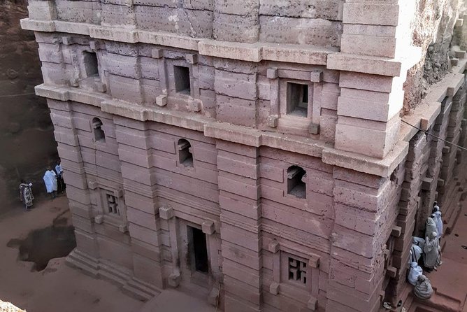 Visiting Lalibela churches - Walking, transport, and the shape of the day